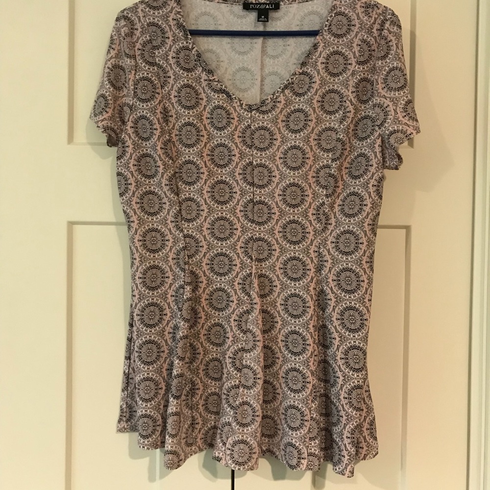 Women’s Top by Roz & Ali, Size M